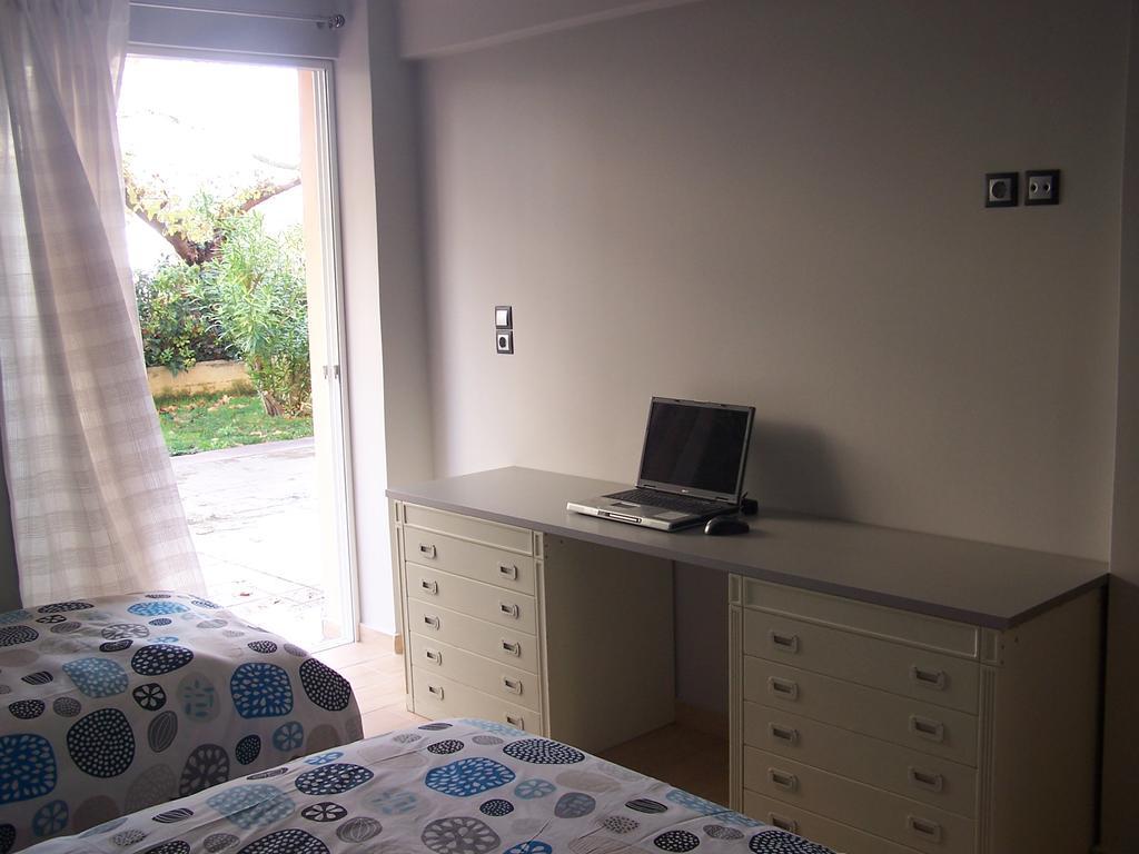 Athenian Apartment With Garden, Near Metro Station Chalandri Nu 3 Exterior photo